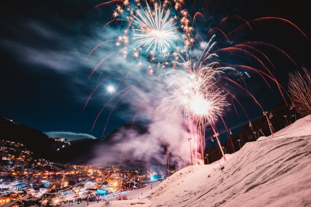 snow report storm sweeps through alps