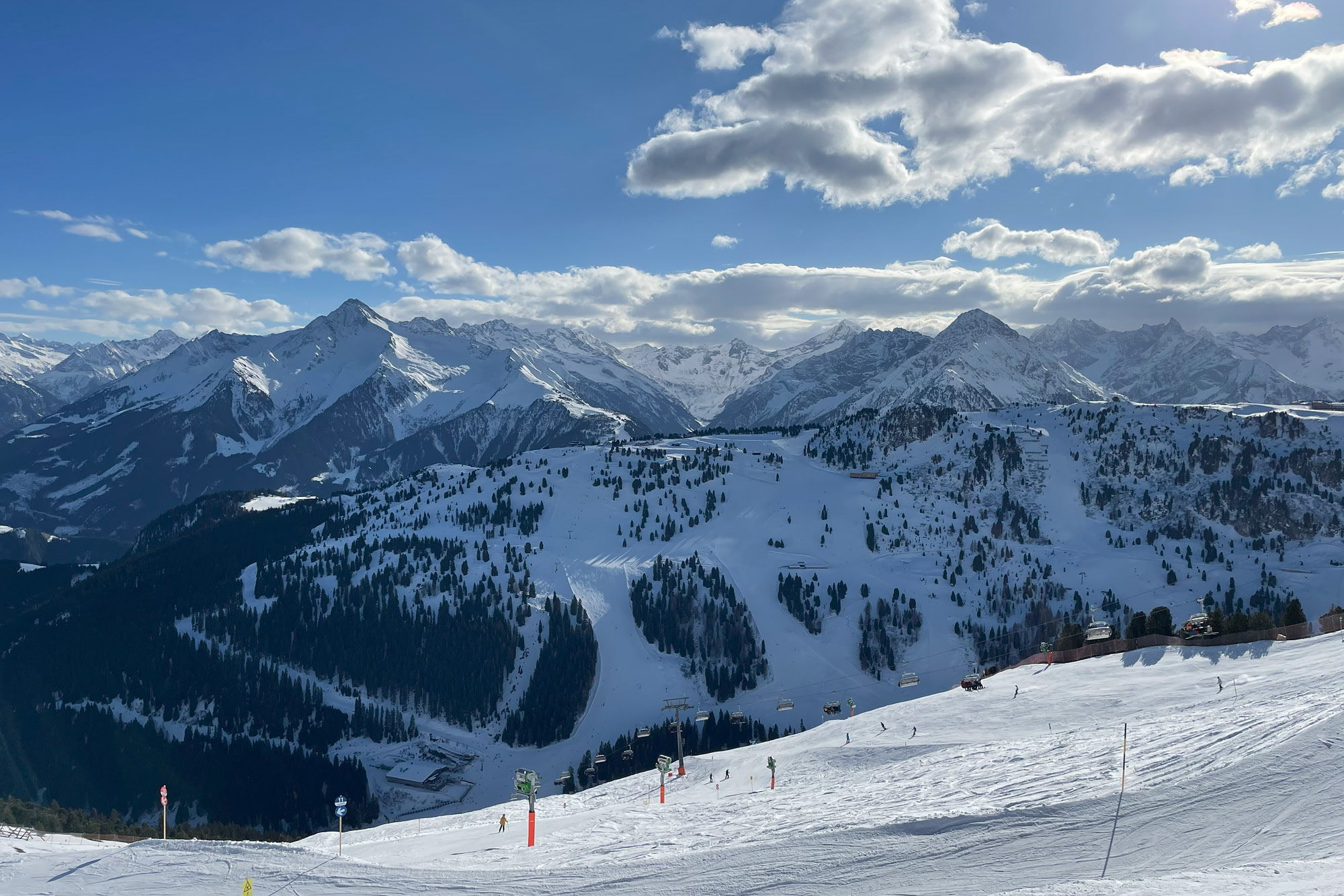 mayrhofen-ski-resort-austria