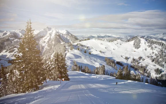 st johann in salzburg ski resort austria credit mirjageh