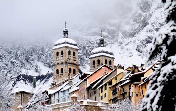 serre chevalier ski resort france credit agence zoom