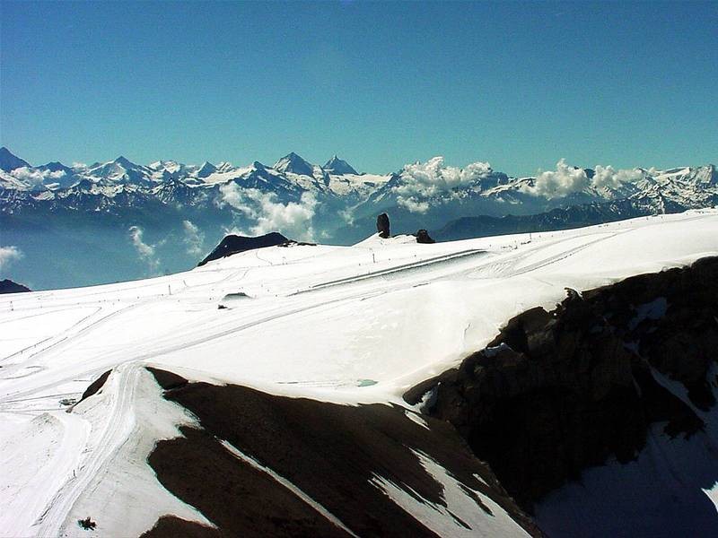 lesdiablerets 601540 glacierskiarea